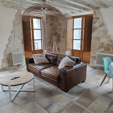 Διαμέρισμα Rustic Burgo